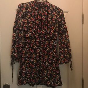 Cute floral print dress